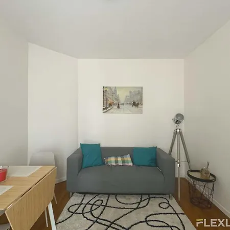 Flexliving - - *